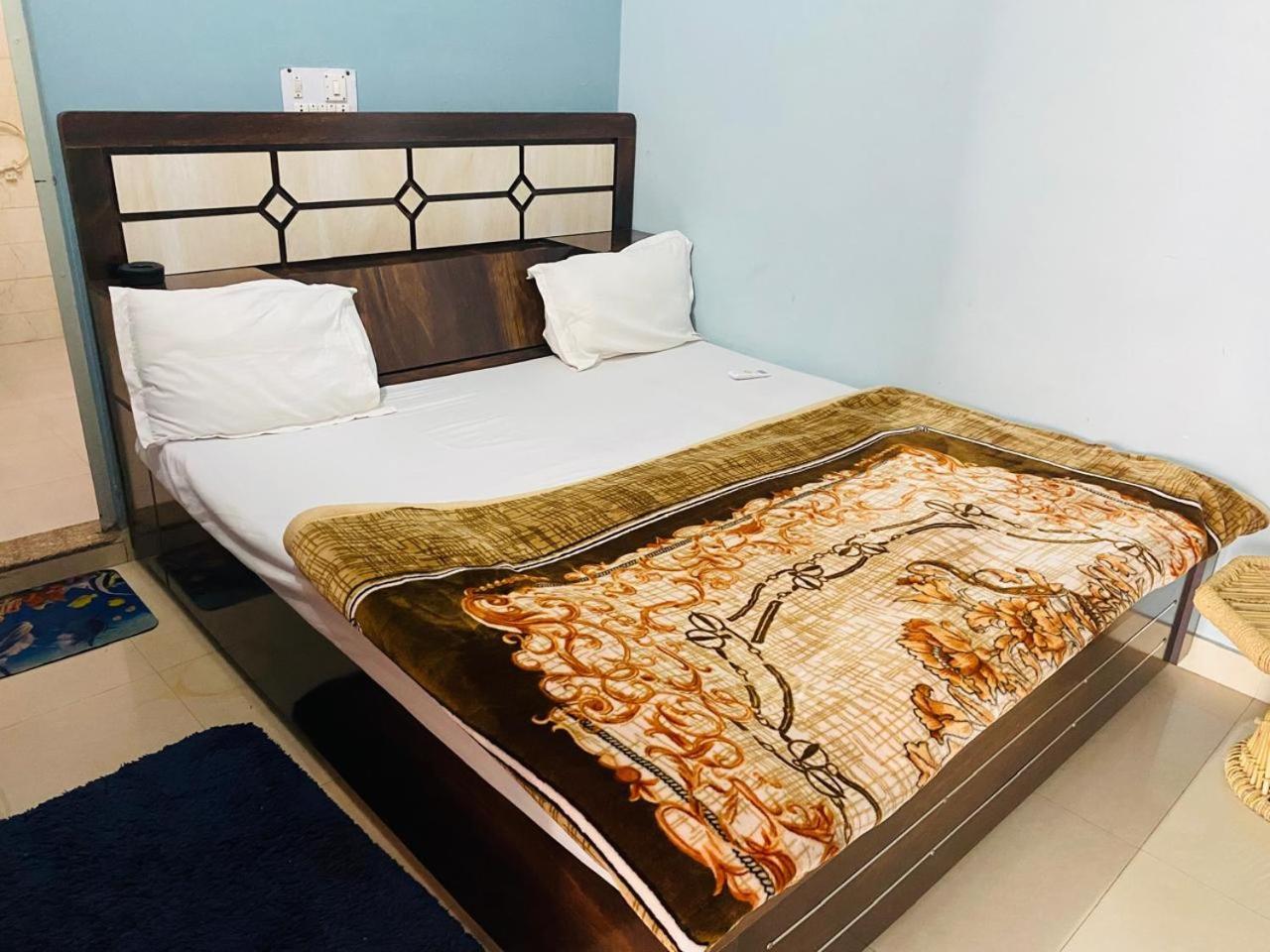 Ram Paying Guest House & Hostel Near By Krishna Janmabhoomi Mathura Dış mekan fotoğraf